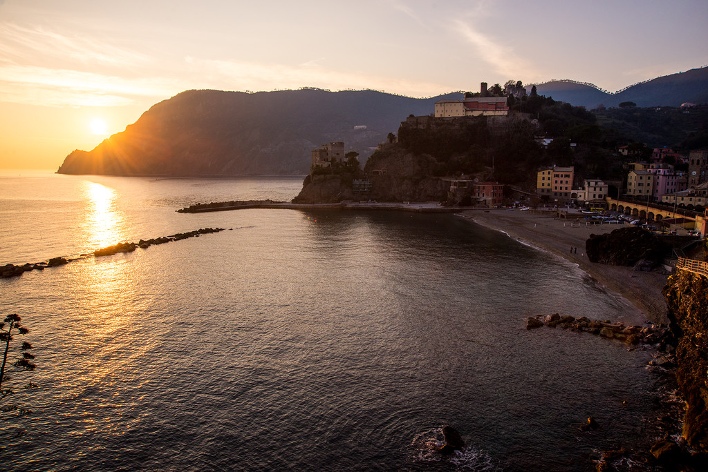 Landscapes,Sunset - sunset in Monterosso