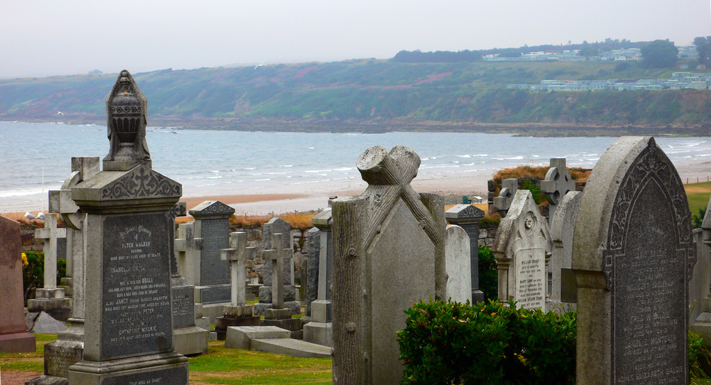 Landscapes - cimitero con vista - graveyard by the sea